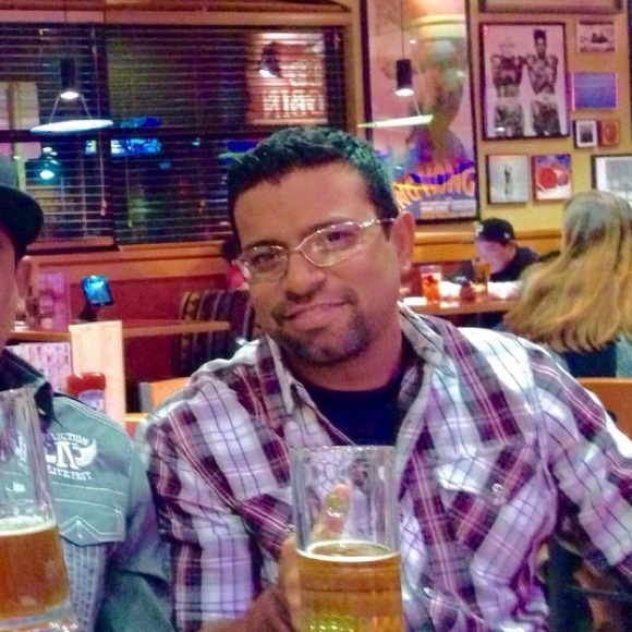 Meet your Posher, Kal - Picture 1 of 1